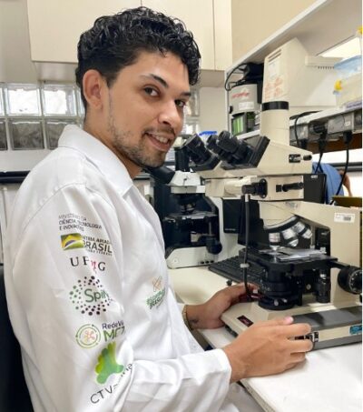 Ex aluno de biomedicina com Carlos Antônio Barbosa