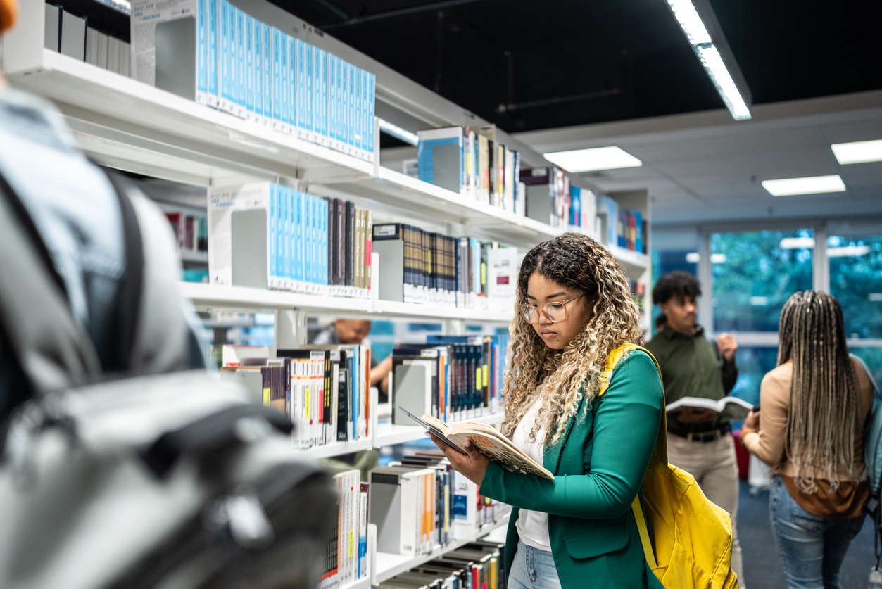 Combate à discriminação racial: 8 livros para entender e se aprofundar no tema